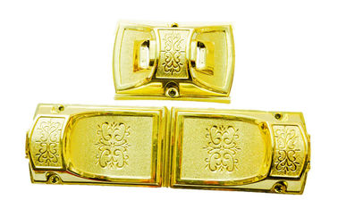 Χρυσό υλικό C008 κασετινών χρώματος/εξαρτήματα φέρετρων γωνιών με το φραγμό χάλυβα